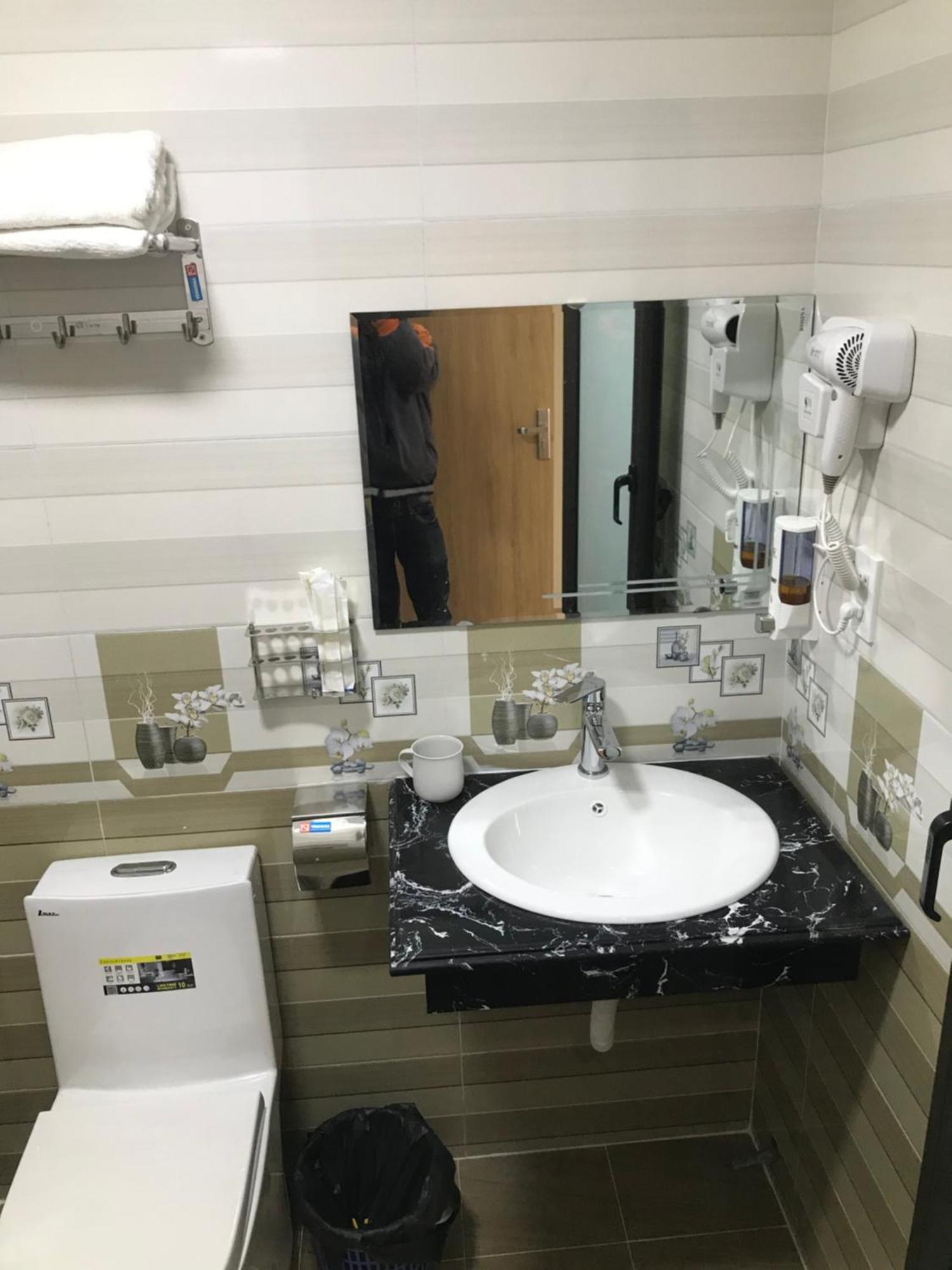 Anh Nhu Hotel Chan Chau エクステリア 写真